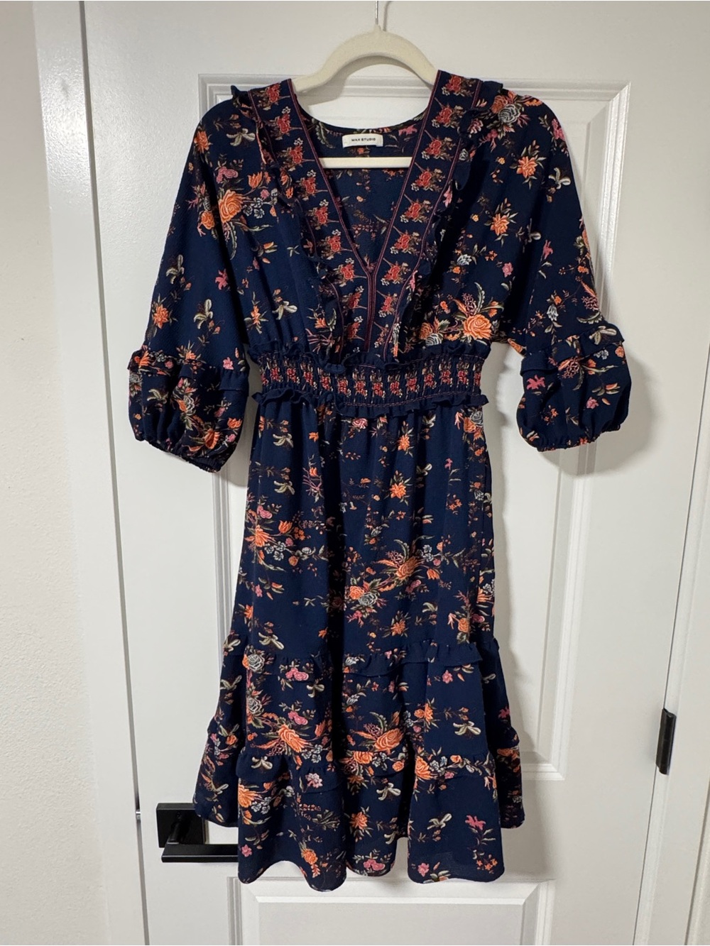 Max Studio Floral Print Ruffle Dress Navy Blue Smocked Waist Midi size M/L